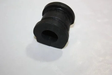 Ø18mm Втулка стабілізатора перед. Seat Cordoba, Ibiza IV, V, V St, V Sportcoupe, Toledo IV Skoda Fabia, Rapid, Roomster VW Polo 1.0-2.0 08.99- AUTOMEGA 110063410