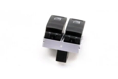 Кнопка стеклоподъемника VW T5 03-Л. AUTOTECHTEILE 395 9030