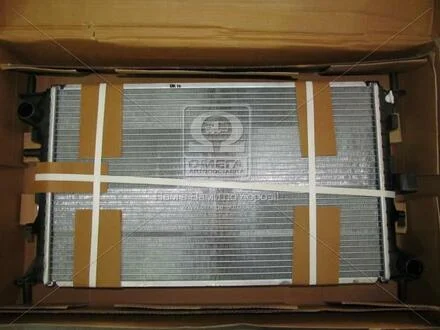 Радиатор охлаждения двигателя FOCUS 14/6/8 MT +AC 98-05 (Ava) AVA COOLING FD 2264
