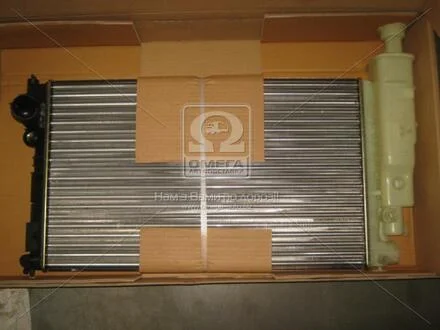 Радиатор охлаждения двигателя PE 405 14/6/8/20 MT 92-96 (Ava) AVA COOLING PEA2125 (фото 1)