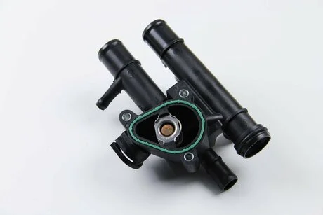 Термостат Master/Trafic 2.2/2.5dCi 03- (82C) BGA CT5574
