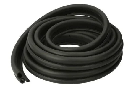 Ущільнювач кришки багажника FIAT DOBLO II 02.10- BLIC 5703042043507P