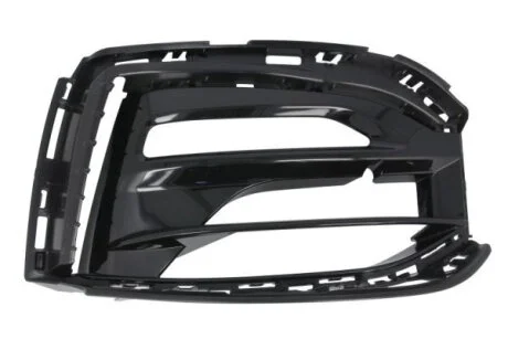 Решітка бампера передн Прав (пластик, чорн глянець, LUXURY) BMW 1 F40 07.19- BLIC 6502070073926LP