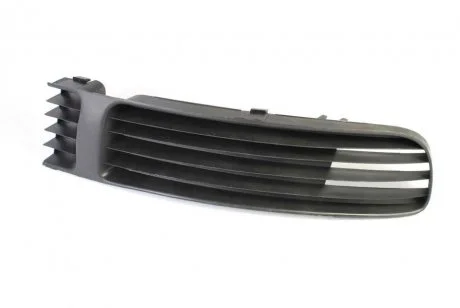 Решітка бампера передн Прав (чорний) VW PASSAT B5 08.96-11.00 BLIC 6502-07-9539996P