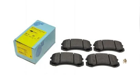 MITSUBISHI Тормозные колодки передн.Lancer 03- BLUE PRINT ADC44287