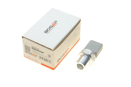 Датчик тиску кондиціонера BOGAP A4127102 (фото 1)