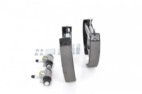 Комплект бараб.колодки+цилиндр BOSCH 0 204 114 053