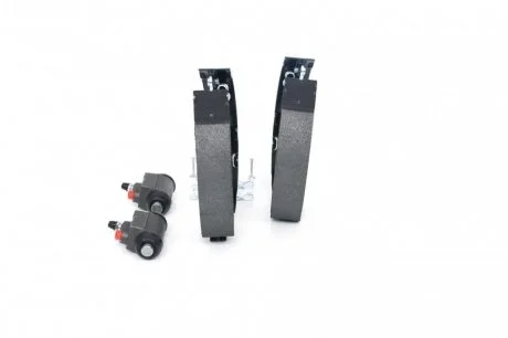 Комплект бараб.колодки+цилиндр BOSCH 0 204 114 644