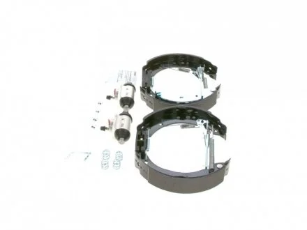 Комплект бараб.колодки+циліндр BOSCH 0 204 114 675