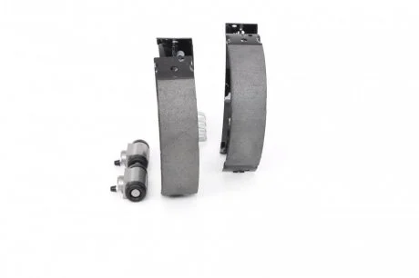 Комплект бараб.колодки+циліндр BOSCH 0 204 114 687