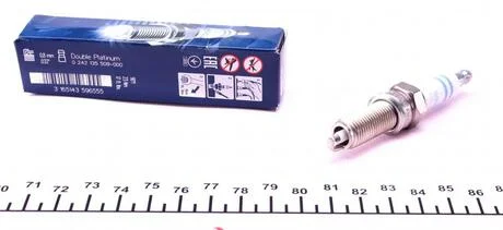Свеча зажигания YR 7 MPP 33 BOSCH 0 242 135 509