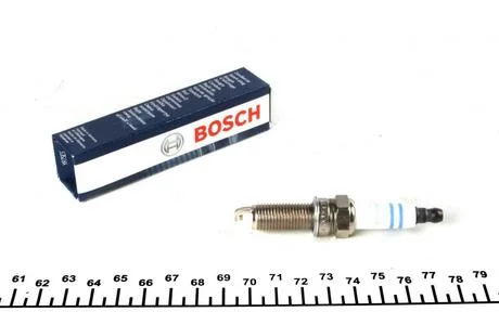 Свеча зажигания YR7SES (0.7), 1ШТ BOSCH 0 242 135 528