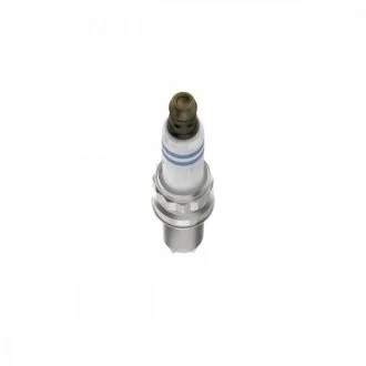 Свеча зажигания ZGR6STE2 0.7 SUPER BOSCH 0 242 140 507
