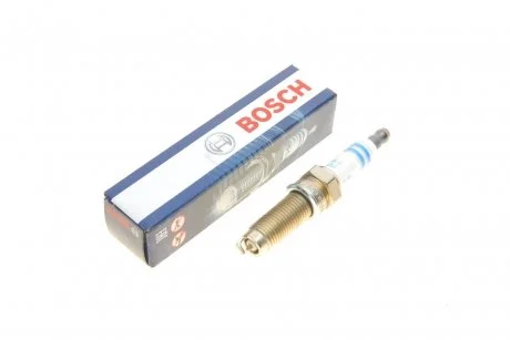 Свеча зажигания YR 6 SII 330 X BOSCH 0 242 140 523