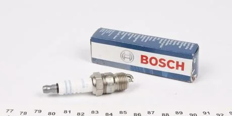 Свеча зажигания HR 9 BC+ 0.9 BOSCH 0 242 225 622