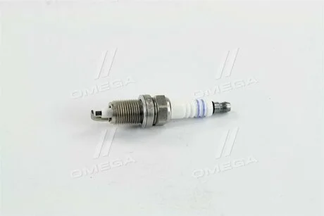 Свеча зажигания Toyota Corolla BOSCH 0 242 229 590