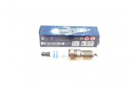 Свеча зажигания HR8DPP15V PLATIN BOSCH 0 242 229 652