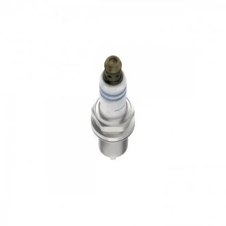 Свічка запалювання BOSCH 0 242 235 769
