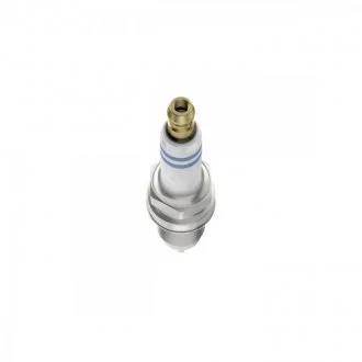 Свеча зажигания FGR6HQE0 1.35 NI-Y BOSCH 0 242 240 590