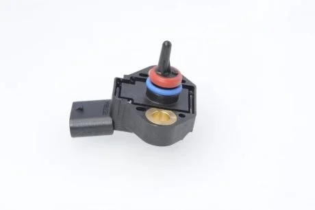 Датчик давления топлива BOSCH 0 281 002 877