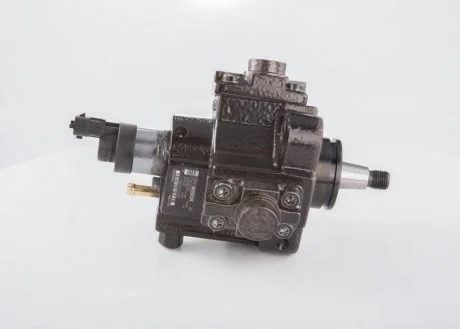 Паливний насос common rail BOSCH 0 445 010 320