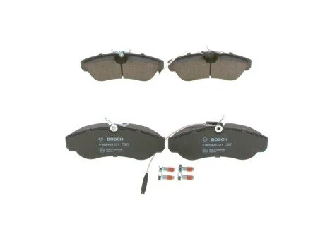 Тормозные колодки, дисковые BOSCH 0 986 424 031