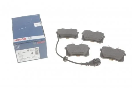 Тормозные колодки, дисковые BOSCH 0 986 424 813 (фото 1)