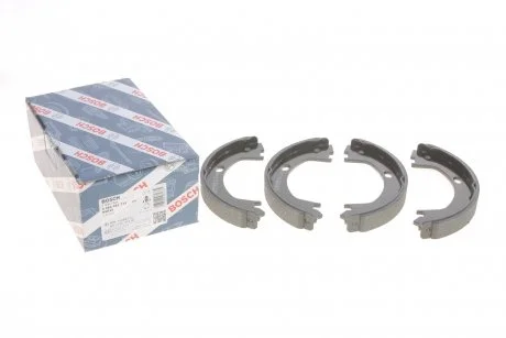Тормозные колодки, барабанные BOSCH 0 986 487 715
