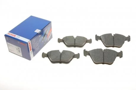 Тормозные колодки дисковые BOSCH 0 986 490 640