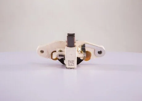 Реле зарядки BOSCH 1197311090