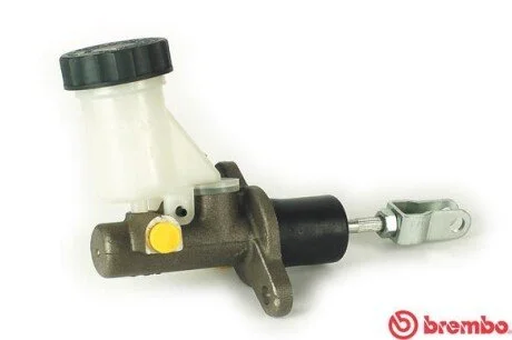 Циліндр зчеплення головний BREMBO C56017