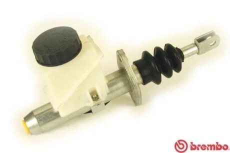 Циліндр зчеплення головний BREMBO C86001