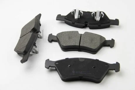 Гальмівні колодки перед. W164 ML/X164 GL 05- BREMSI BP3279