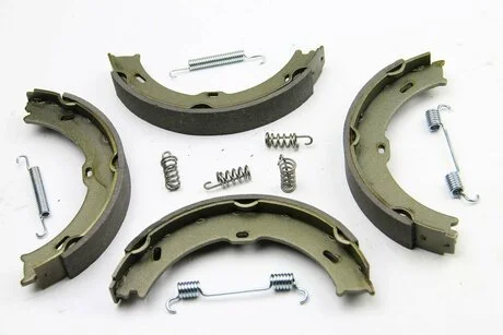 Колодки ручного тормоза Sprinter/Crafter 06- (с пружинками) BSG BSG 60-205-009