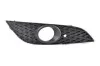 Рещітка протитуманної фари Opel Astra H 07- Пр. BSG 65-922-009