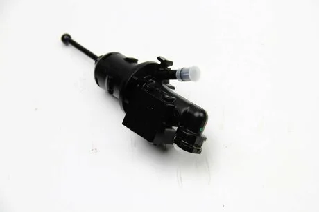 Главный цилиндр сцепления Caddy 04-/Golf 04-13/Jetta 05- BSG BSG 90-425-005