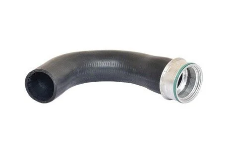 Патрубок интеркулера Audi A3/Skoda Superb II/VW Passat 2.0 Tdi 03-12 BUGIAD 82658