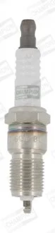 Свічка запалювання CHAMPION OE011/T10