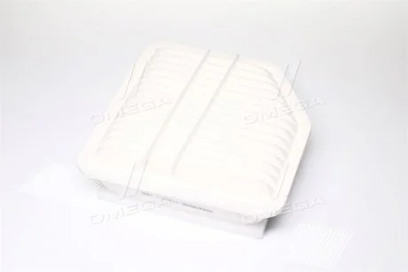 Фильтр воздушный Toyota/Lexus IS 220 d, RAV 4 III 2.2 D-4D, 2.2 D-CAT Denckermann A140811