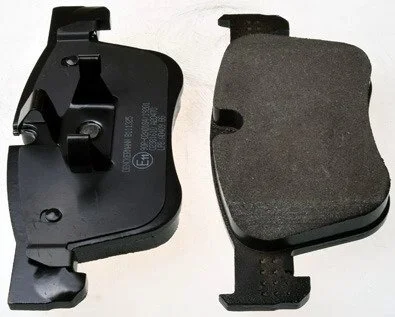 Гальмівнi колодки дискові перед. CITROEN C4 GRAND PICASSO II, C4 PICASSO II PEUGEOT 308 II, 308 SW II 1.2-2.0D 02.13- Denckermann B111325