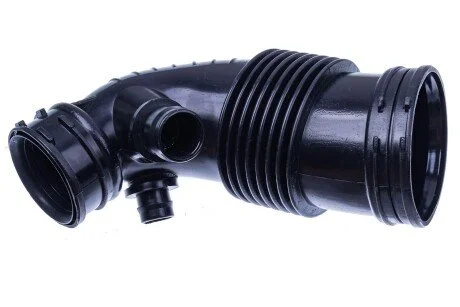 PRZEWOD INTERCOOLERA Denckermann F100104