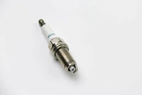 Свеча зажигания IRIDIUM Honda/Hyundai/Kia/Lexus/Toyota/Volvo DENSO FK20HR11