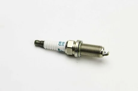 Свеча зажигания DENSO IKH20TT