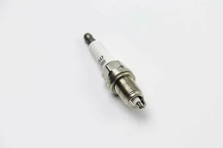 Свеча зажигания Toyota DENSO K16TR11