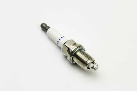 Свічка запалювання 3173 DENSO PKJ20CR8
