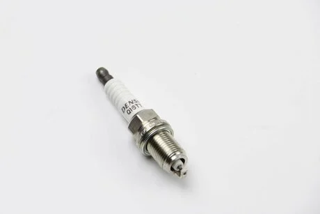 Свеча зажигания DENSO Q16TT