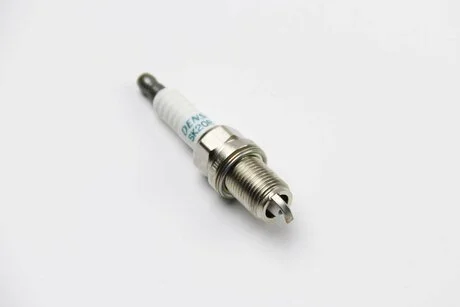 Свеча зажигания Toyota DENSO SK20R11