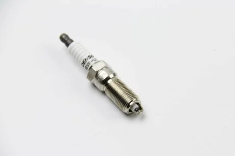 Свеча зажигания 5086 DENSO T16VR-U10