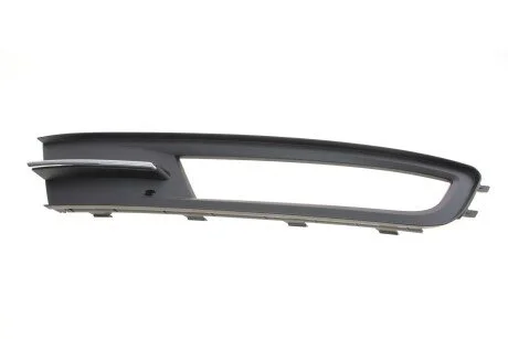 Рамка протитуманної фари права VW Passat (3G2) (14-) DPA 88531784902