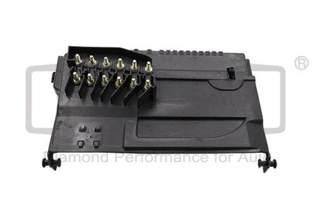 Блок предохранителей DPA 99370002002 (фото 1)